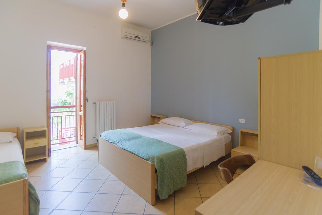 Hotel Alba Del Gargano Mattinata Exterior photo